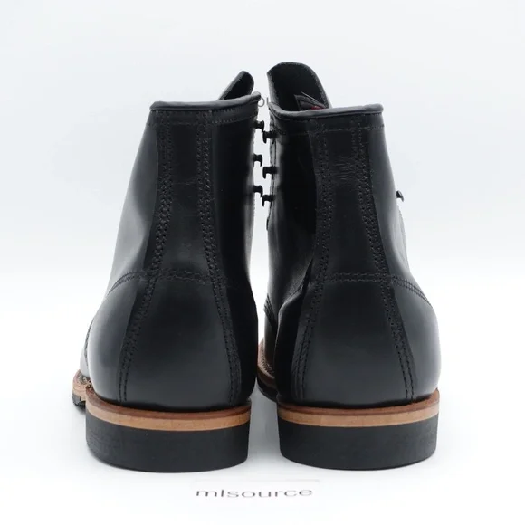 NEW Size 9.5 Men display picture 2